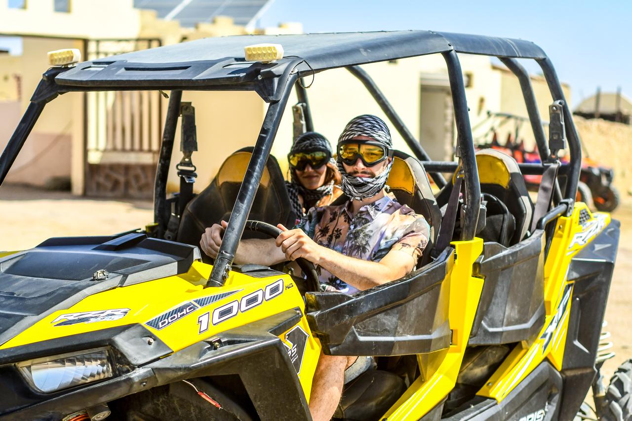 Private Dune Buggy — private-dune-buggy-red-sea-mountains